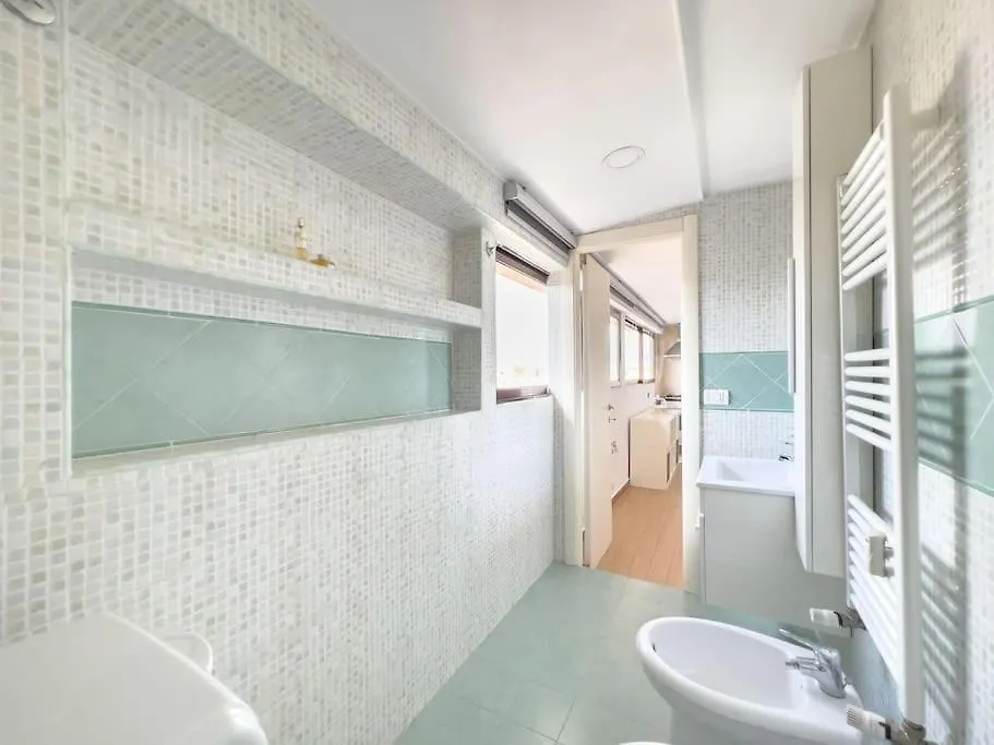 Attico Con Vista Panoramica - Tiburtina Station Apartment Rome
